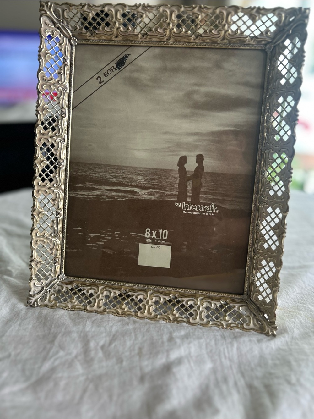 Vintage 8x10 Picture Frame. Metal Gold filigree.